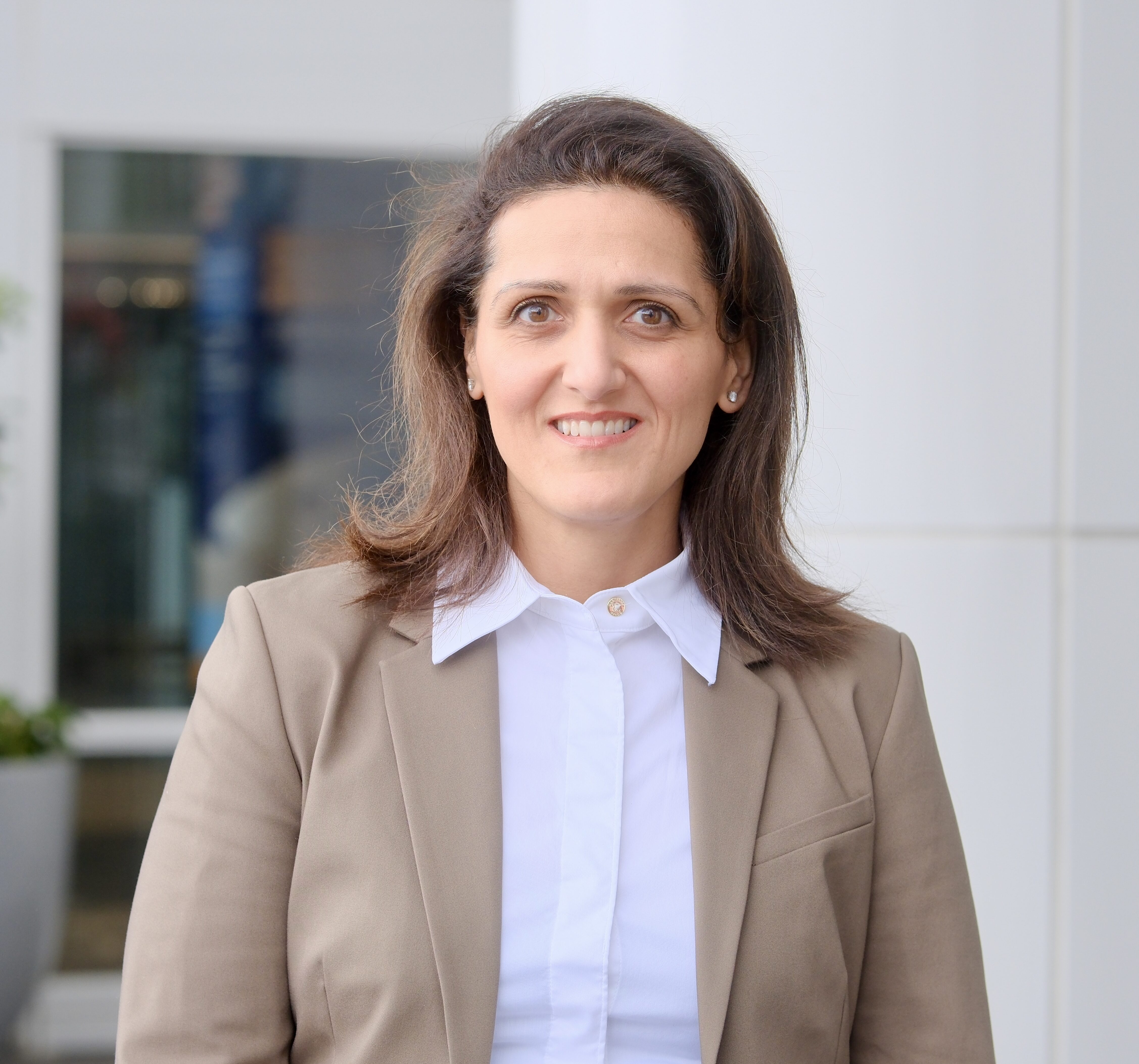 Dr. Carmen Balian